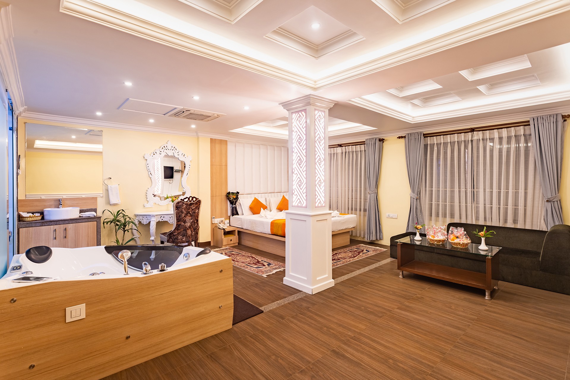 Yellow Pagoda Hotel - Image